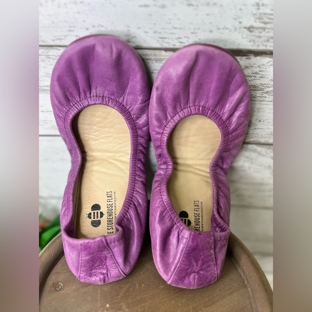 The Storehouse Flats Vintage Orchid Oil tanned size 6